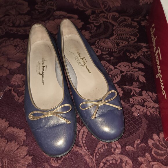 Salvatore Ferragamo Banner 1 CM Iridescent Blue Ballet Flats Women's Size 8.5 B - Picture 1 of 5